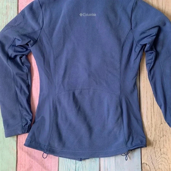 Womens Columbia zip up fleece sweater - Picture 11 of 11